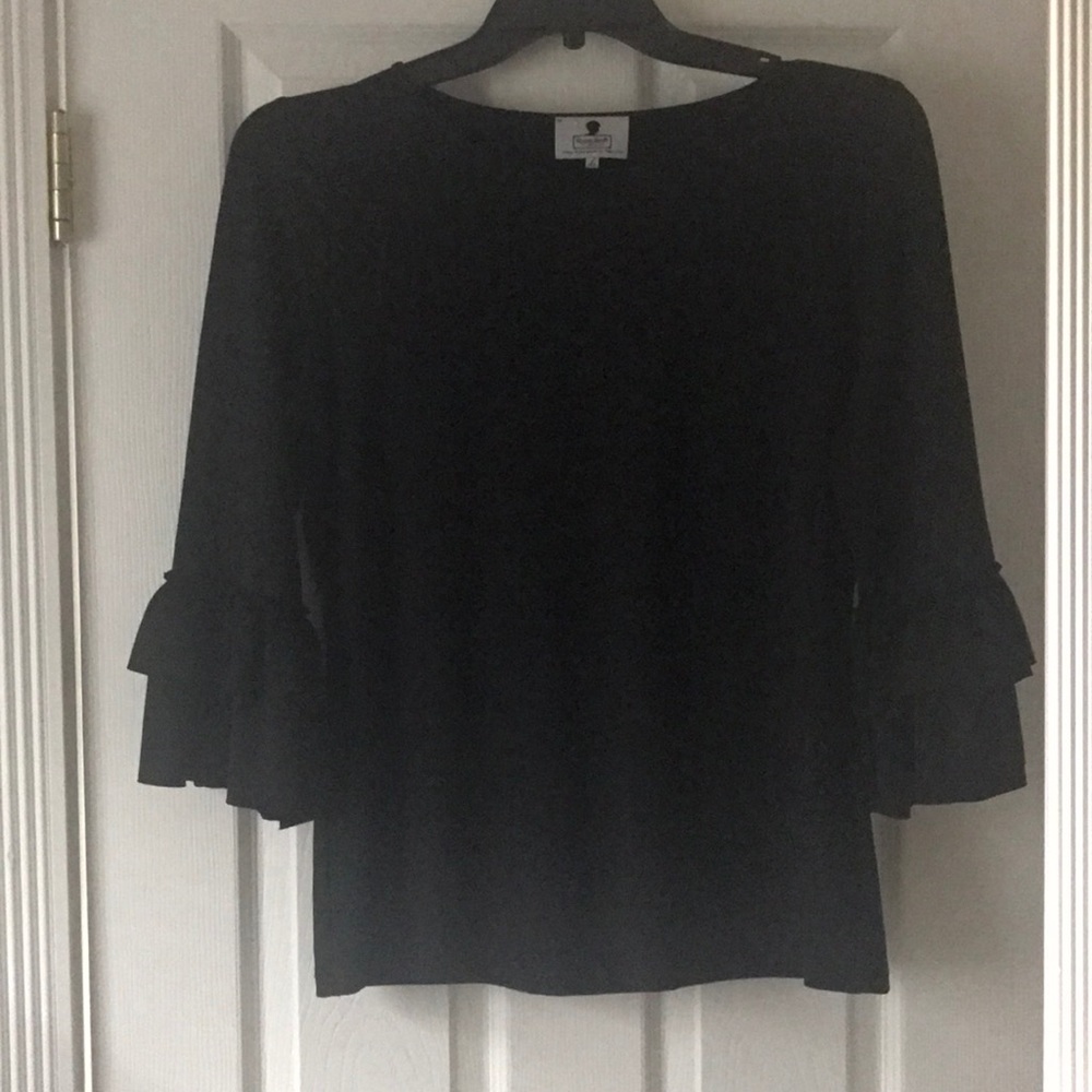 Black layering top